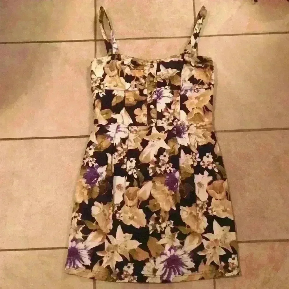 Alythea floral fitted dress